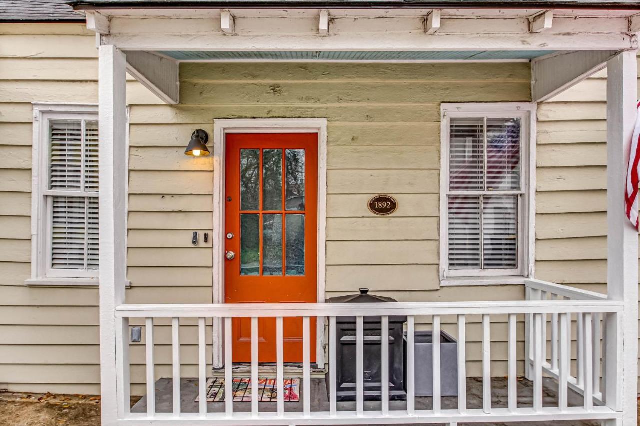 130 Y O Historic Savannah Cottage Off Forsyth Park Exterior photo